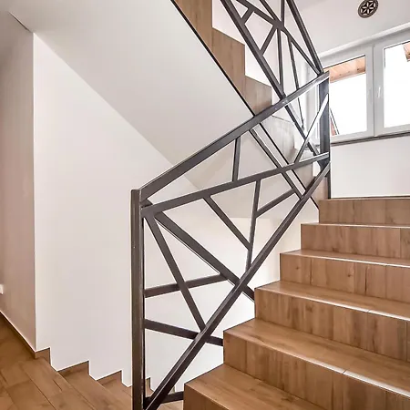 Gory Apartment