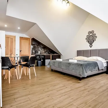 Apartment Gory *