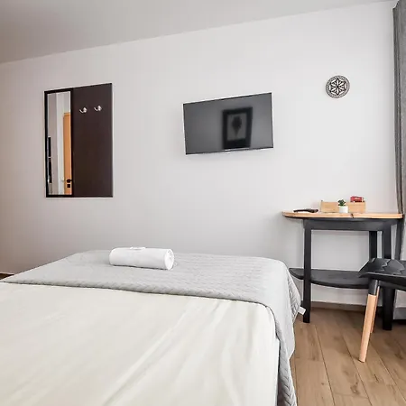 Gory A - Z Widokiem Na Gory Sniadaniami I Sauna Daire