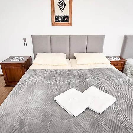 Apartment Gory *