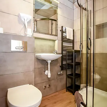 Gory A - Z Widokiem Na Gory Sniadaniami I Sauna Daire